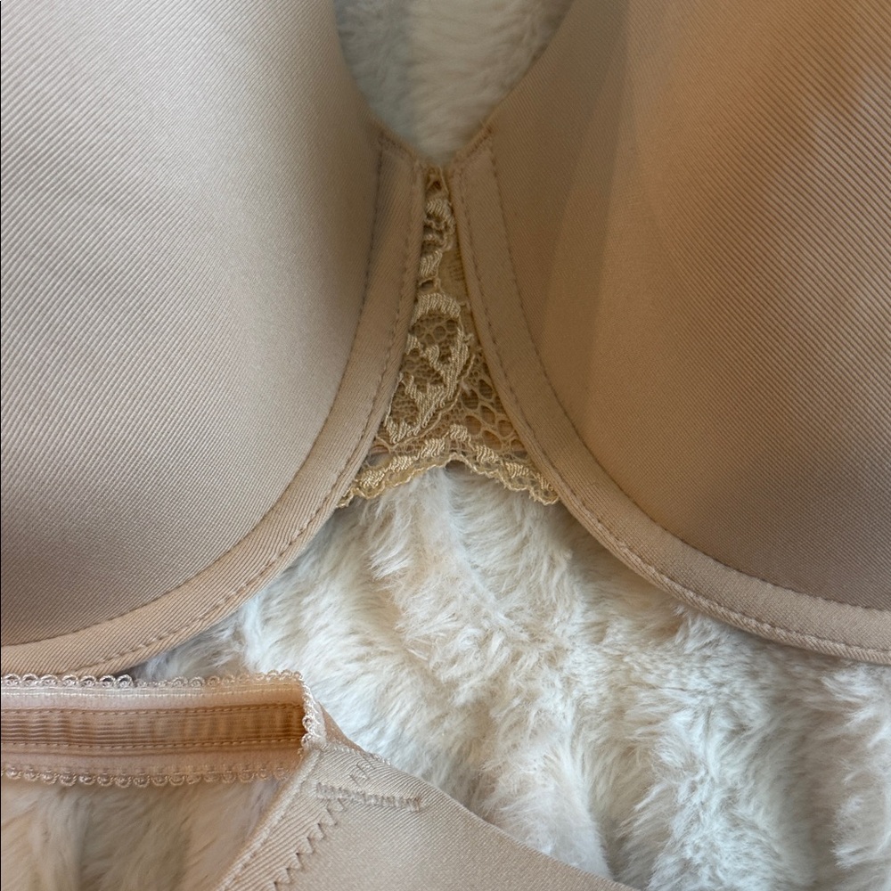 Wacoal Lace Nude Bra Set - Picture 4 of 4